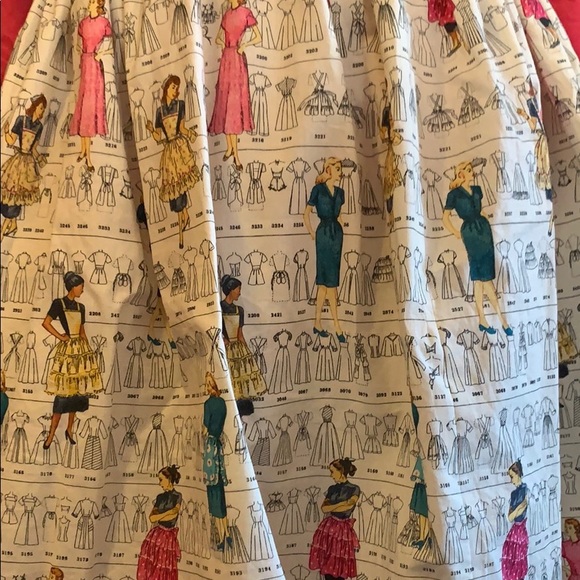 Mid Rise Handmade Flare Skirt - Picture 2 of 6